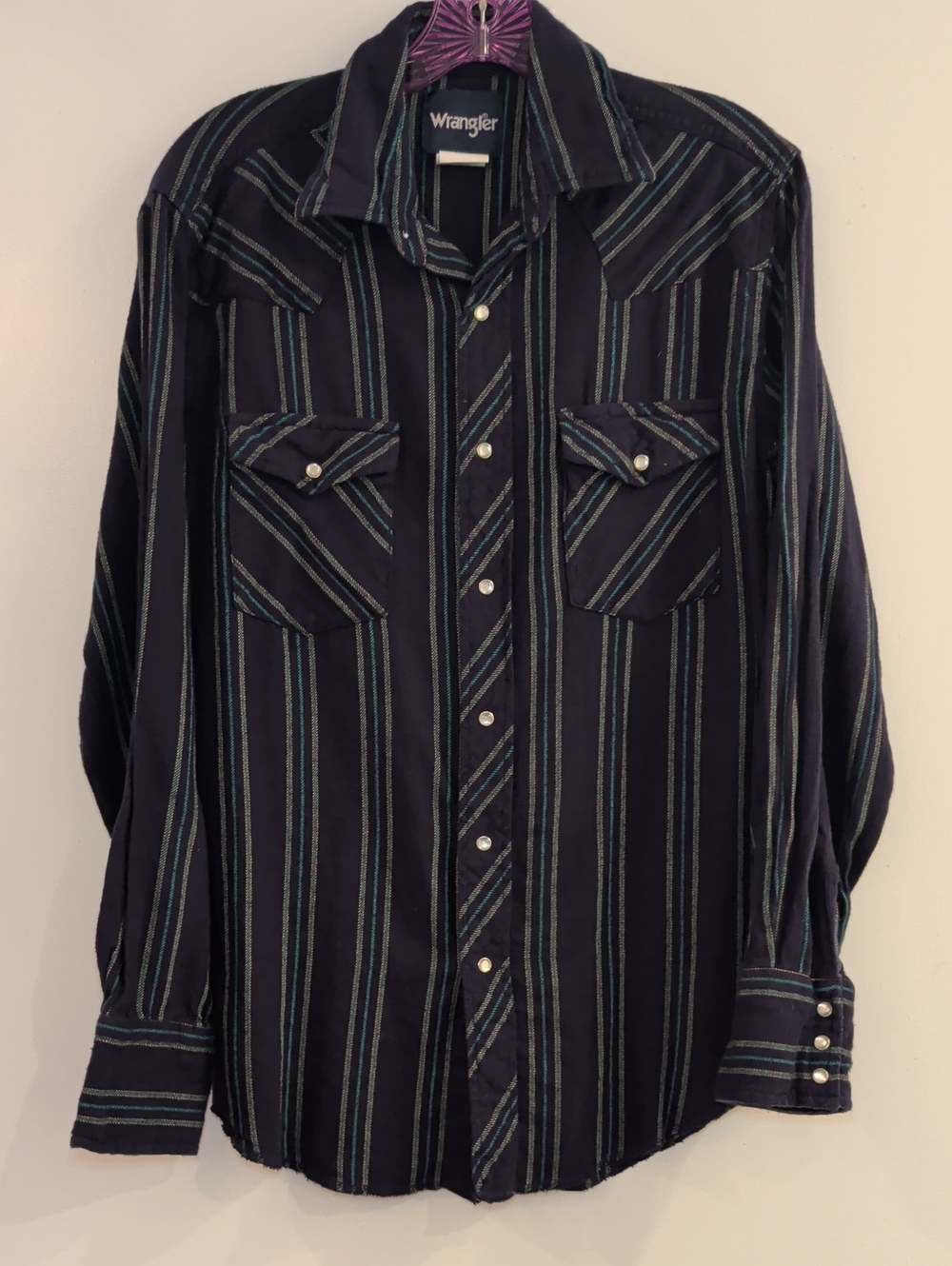 Wrangler 100% Cotton Pearlsnap Collared Long Sleeve Shirt Size Medium